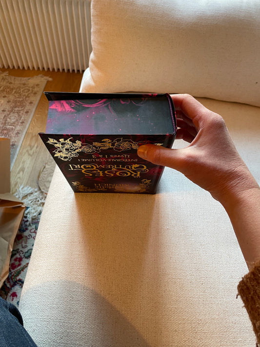 🌹 Les Roses d’Outremort — Intégrale Collector Volume 1 (3 romans en 1)