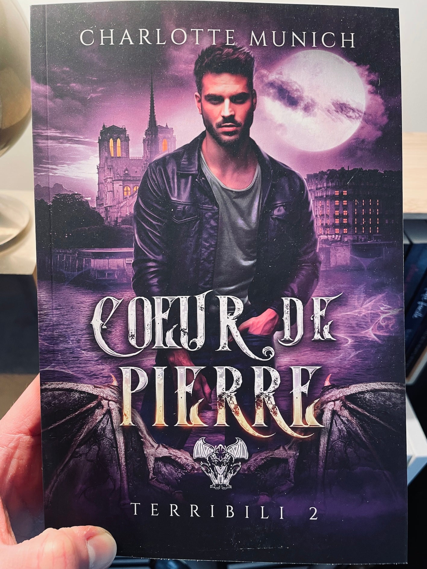 Terribili t.2 - Coeur de pierre, livre broché dédicacé, GRAND FORMAT
